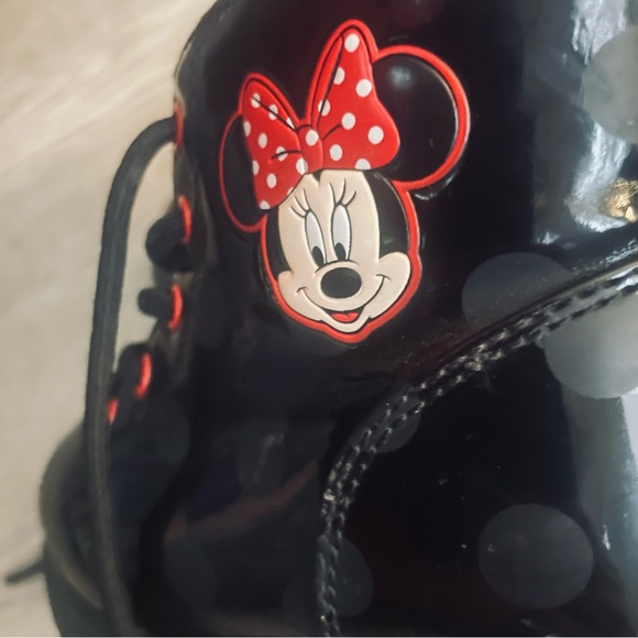 Minnie Mouse • Toddler (Size 9) Combat Boots • - Picture 4 of 4